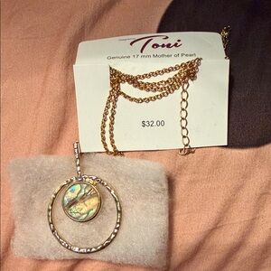 Gold Mother of Pearl Circle Pendant Necklace - Iridescent